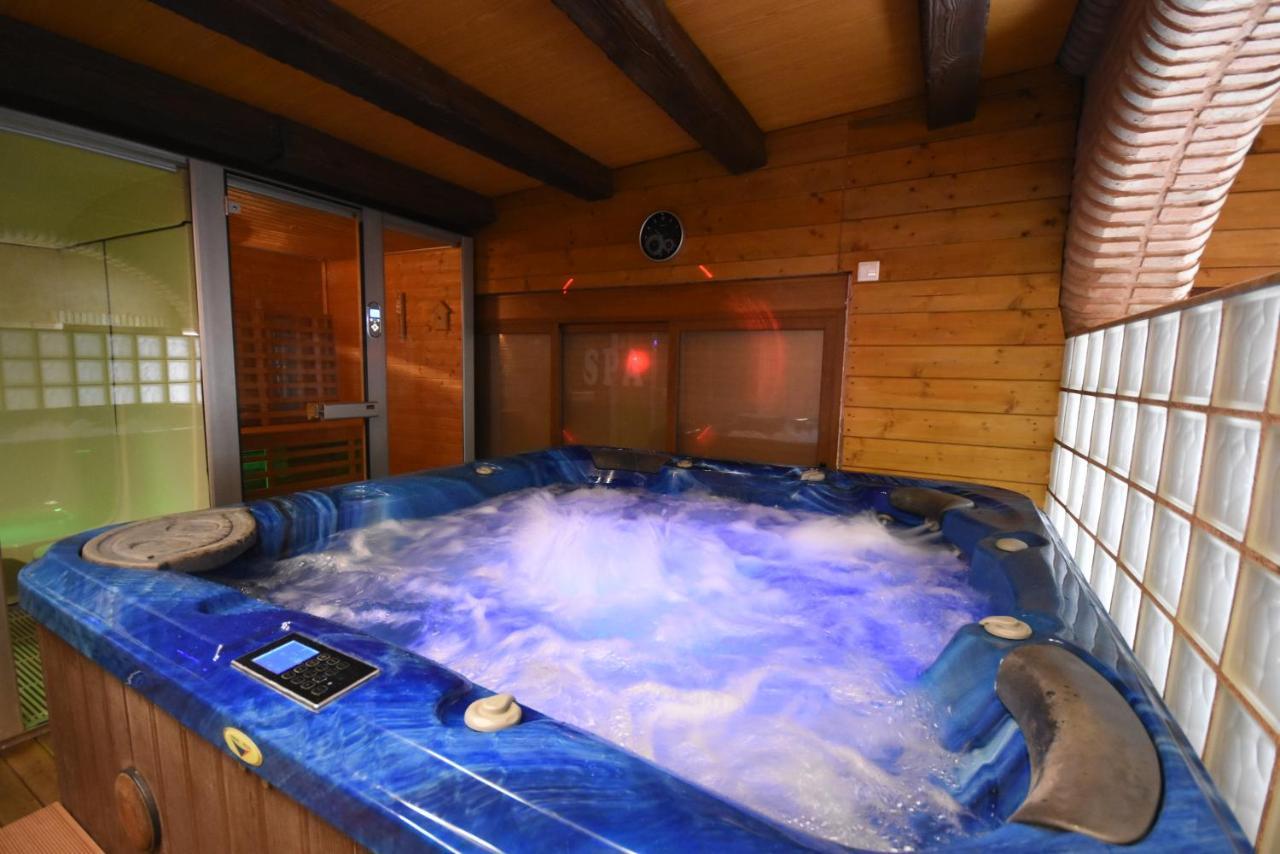 Casa Rural De Estilo Rustico Con Spa 阿尔玛格鲁 外观 照片
