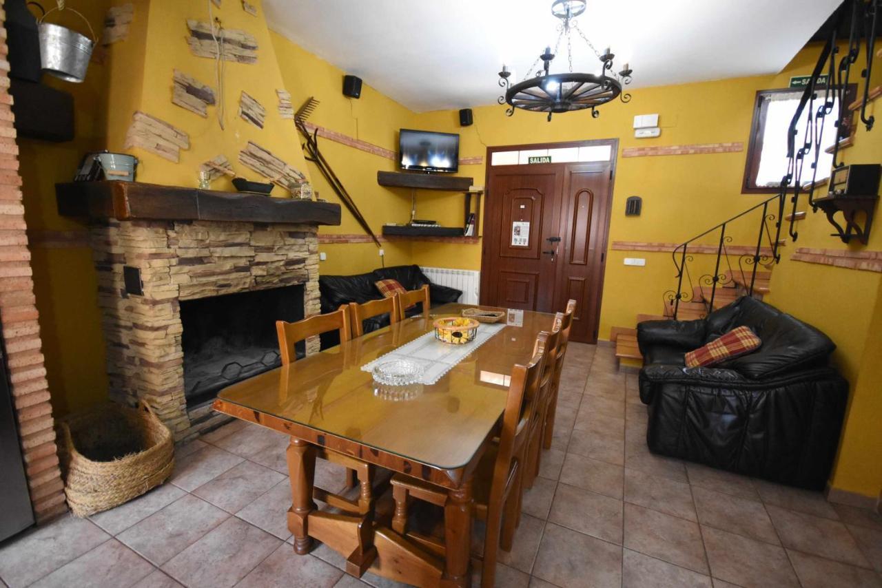Casa Rural De Estilo Rustico Con Spa 阿尔玛格鲁 外观 照片