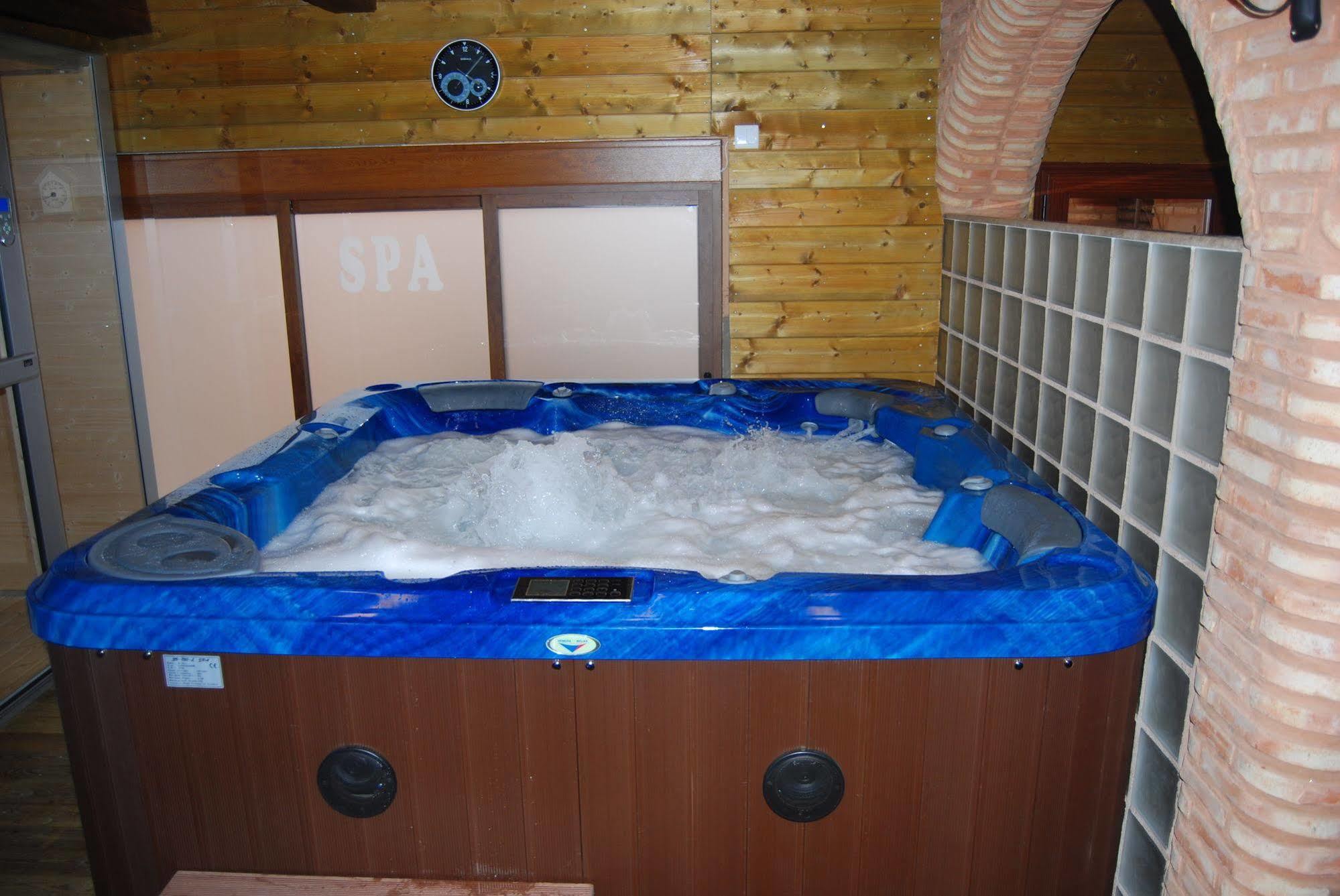 Casa Rural De Estilo Rustico Con Spa 阿尔玛格鲁 外观 照片